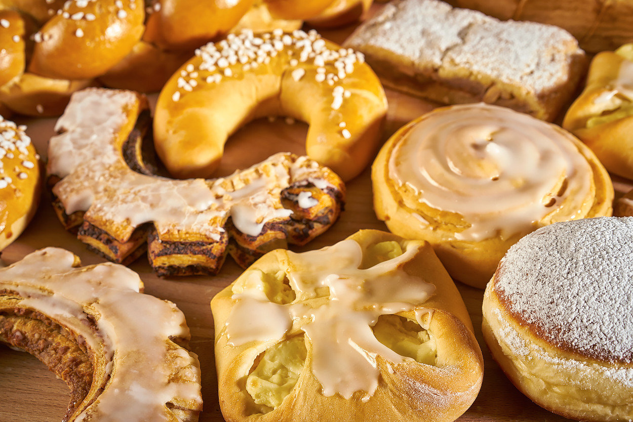 diverse Mehlspeisen der Holzinger Meisterbäckerei